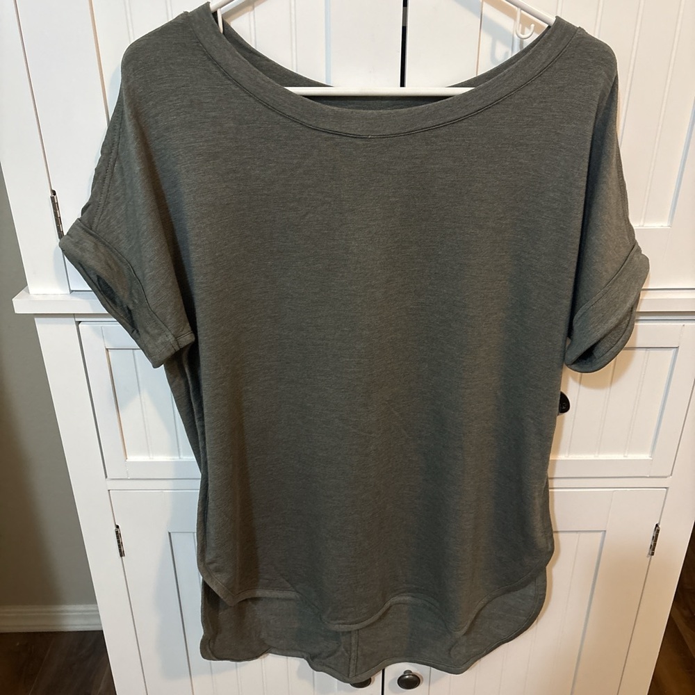 Matty M Olive Green Relaxed Tee Small Rolled Sleeve Casual Top